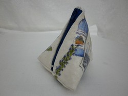 Cards and purse